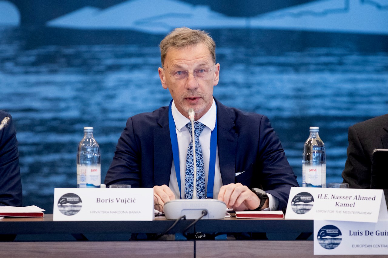 8th Annual Conference of Mediterranean Central Banks – Stay the Course in Turbulent Times: Old and New Challenges for Central Banks 8th Annual Conference of Mediterranean Central Banks – Stay the Course in Turbulent Times: Old and New Challenges for Central Banks