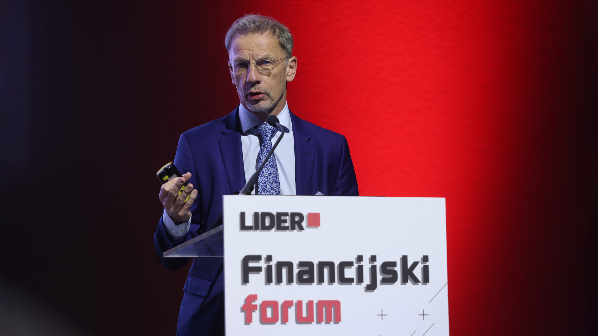 Izlaganje guvernera HNB-a na Izlaganje guvernera HNB-a na